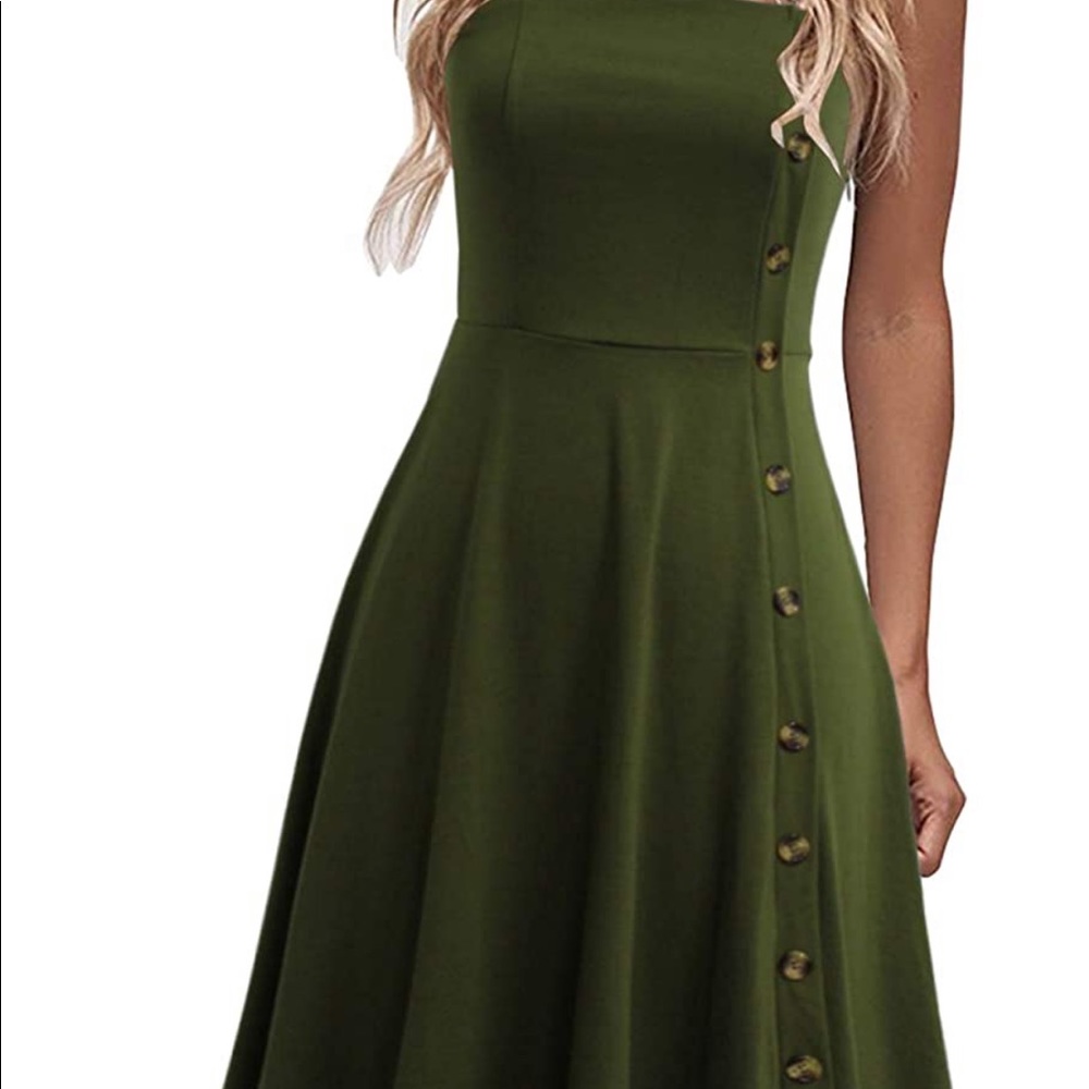 Dress - Picture 4 of 4
